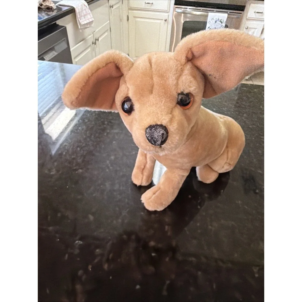 Vintage 1998 Taco Bell Talking Chihuahua Plush Dog 12 In. Non Working Display